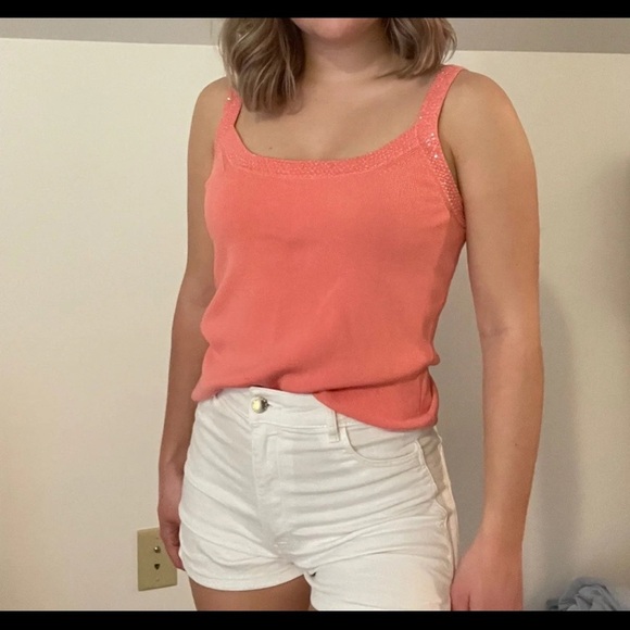 Peachy pink beaded tank top - Picture 2 of 4